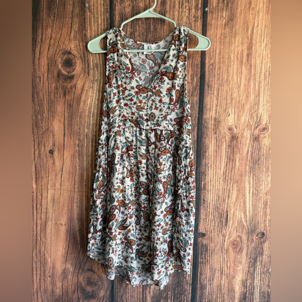 dRA Los Angeles Floral Paisley Sleeveless Dress